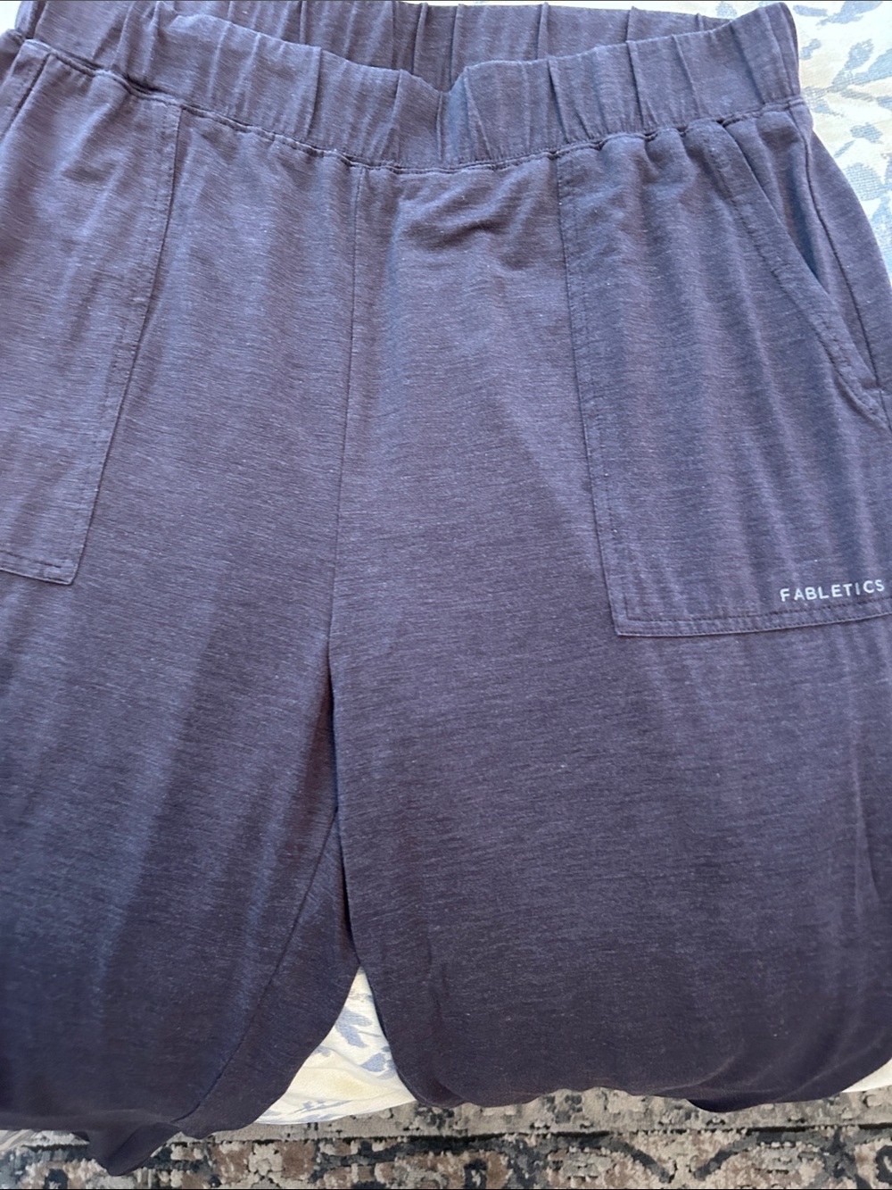 Fabletics Women’s Navy Jogger Pants